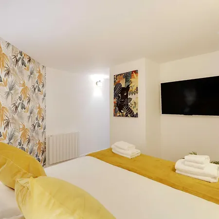 Authentic Loft - 2br 8p - Place De La Republique Apartment