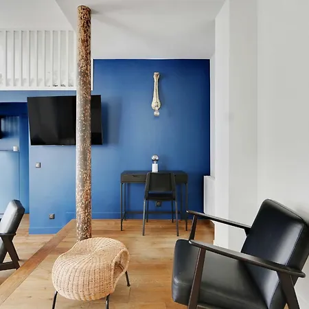 Authentic Loft - 2br 8p - Place De La Republique Apartment *